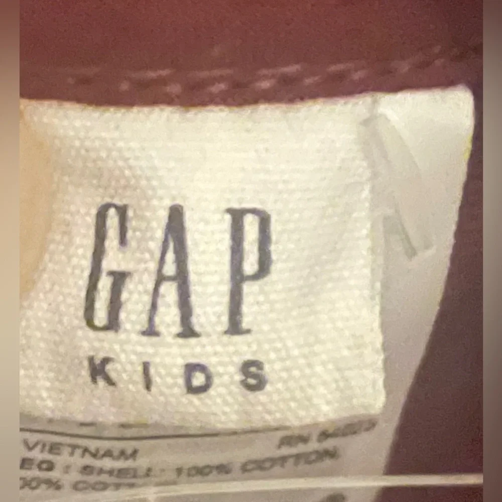 GAP Kids Corduroy Baseball Hat in Burgundy Size L/XL 55-57cm